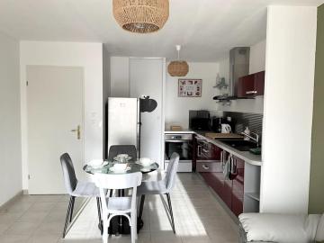 Appartement 4 pers avec balcon et parking privé