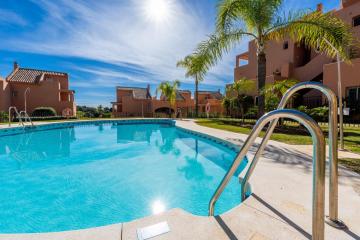 Los Lagos Golf I Uniquely styled 3 bedroom apartment in Marbella