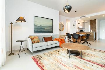 BEL14- Fabulous holiday flat close to beach