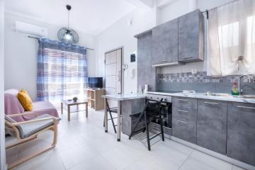 Urban Lifestyle Apartment in Piraeus