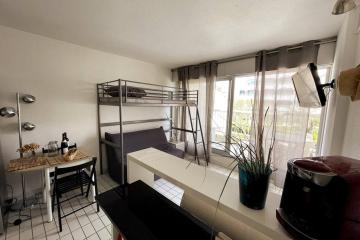 Studio NEUF -3min Plage - CLIM - TERRASSE - WIFI