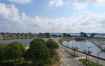 Bel appartement avec WIFI, VUE MER face au port de plaisance à PERROS-GUIREC - Réf 838