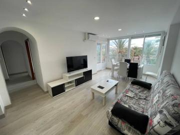 Nice apartment near the sea