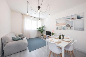 LB Nice Apartment Sagrada Familia