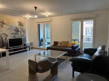Hyeres Casino grand Appt 2 ch 2 terrasses