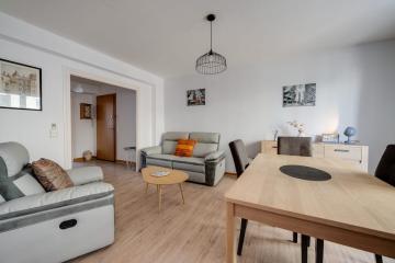 Le Carnot 68 - Beau T2 dans le Centre Ville et proche du lac