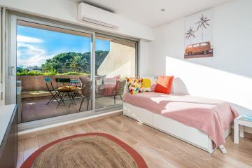Nice flat with terrace pool and tennis in Antibes - Welkeys