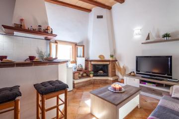 Apartment Hall Of The Mountain