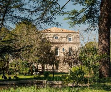 Maison 22 personnes de 600 m² avec piscine & parc