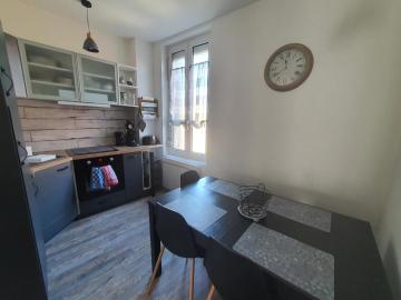 Duplex 4 pers a mers les bains au dessus d'un ancien commerce mersois