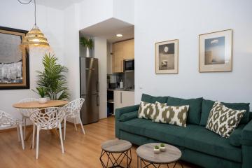 Victoria & old town by ELE Apartments