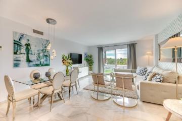 Relax in Andalusian gardens · Big Sunny Terrace ·