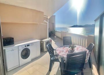 Penthouse panoramic and sea front view