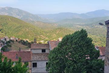 En haut du village de Moltifao, vue magnifique