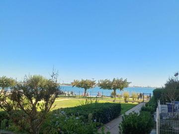 Appartement Balaruc-les-Bains, 1 pièce, 4 personnes - FR-1-680-4