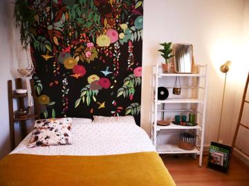Chambre colorée à proximité du centre ville