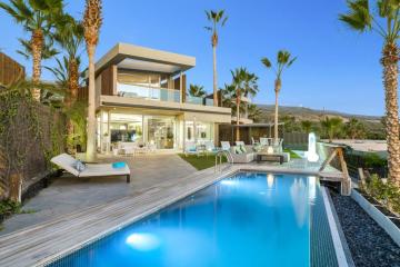 Villa San San by Villa Plus