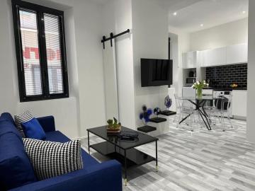 Appartement moderne à St-Tropez à deux pas du port
