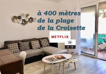 Cannes Croisette T2 derrière Martinez plage 3' à pied