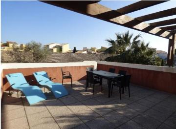 Villa near the sea with private pool