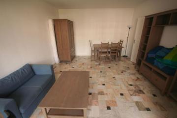Appartement 1 chambre avec loggia