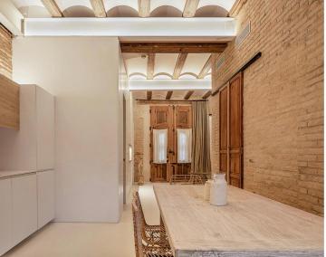 Casa de diseño con piscina privada cerca del mar