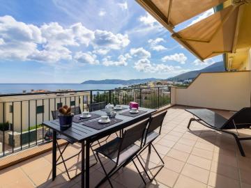 Apartamento Llançà, 3 dormitorios, 6 personas - ES-228-66