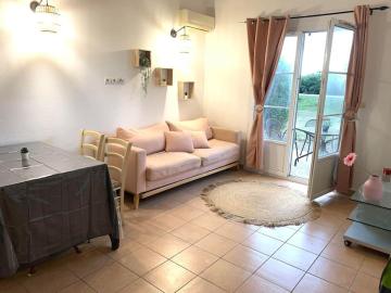 JASSE CAMARGUAISE - PISCINE ET BOULODROME