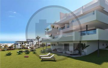 Beautiful Apartment In Estepona With 3 Bedrooms, Wifi And Swimming Pool