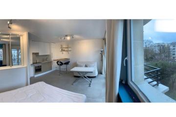 Agréable studio refait à neuf avec terrasse