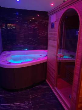Versace room