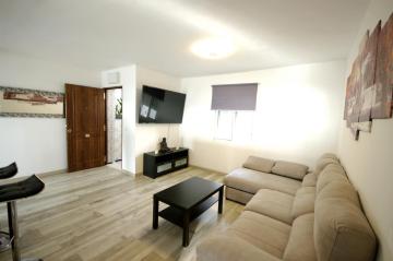 109 Livingtarifa Amaretto