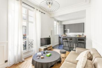 Appartement 80m2 derrière avenue Montaigne 8eme