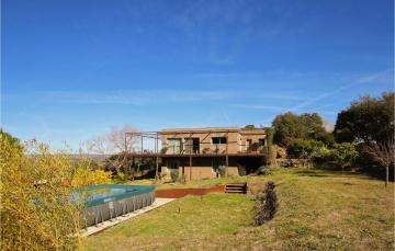 Stunning Home In Montbrison-sur-lez With Wifi, Private Swimming Pool And 4 Bedrooms