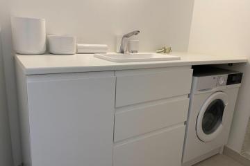 Newly renovated love nest near Montmartre