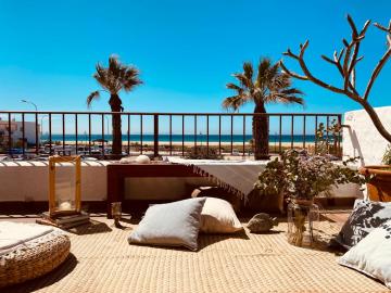 Beachfront Apartament Los Lances
