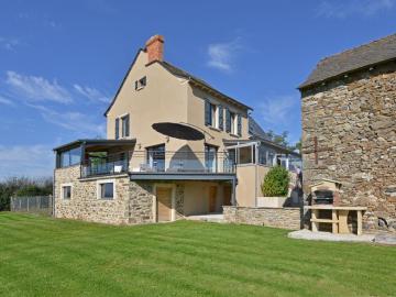 Gîte Prévinquières, 4 pièces, 6 personnes - FR-1-601-391