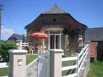 Gîte Conques-en-Rouergue, 3 pièces, 4 personnes - FR-1-601-378