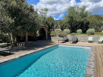 Villa en pierre d'Orezza