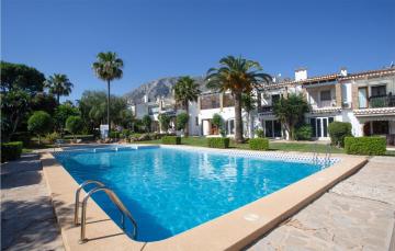 Stunning Home In Dnia With Outdoor Swimming Pool, Wifi And Swimming Pool
