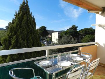 Studio Bormes-les-Mimosas, 1 pièce, 4 personnes - FR-1-713-12