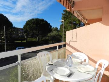 Studio Bormes-les-Mimosas, 1 pièce, 4 personnes - FR-1-713-57