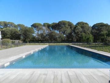 Appartement La Londe-les-Maures, 2 pièces, 4 personnes - FR-1-713-70