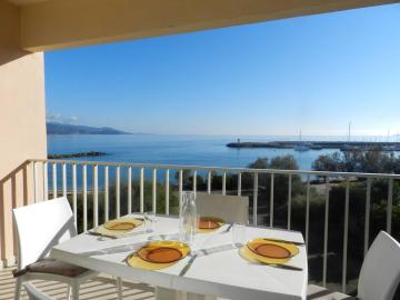 Appartement Le Lavandou, 3 pièces, 6 personnes - FR-1-713-89