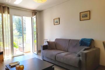 Quiet and bright apartment in Fréjus
