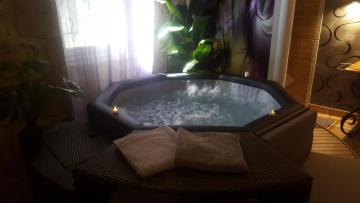 Chambre romantique avec jacuzzi