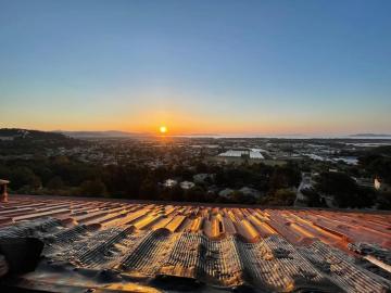 Hyeres appartement type loft proche de la mer