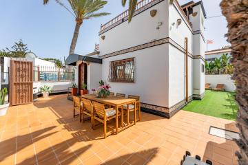 Villa Corralejo Bay