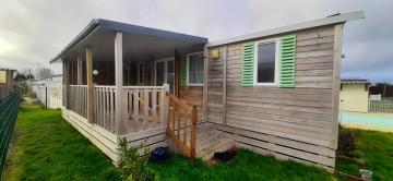 Bungalow de 3 chambres avec piscine partagee jardin amenage et wifi a Grandcamp Maisy a 1 km de la plage