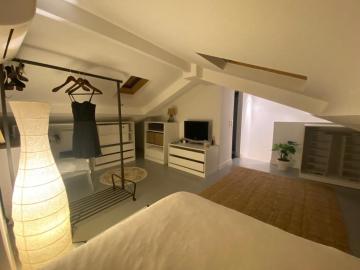 Nice corner in center of Cannes, private room + private bathroom, AC, in big appartement